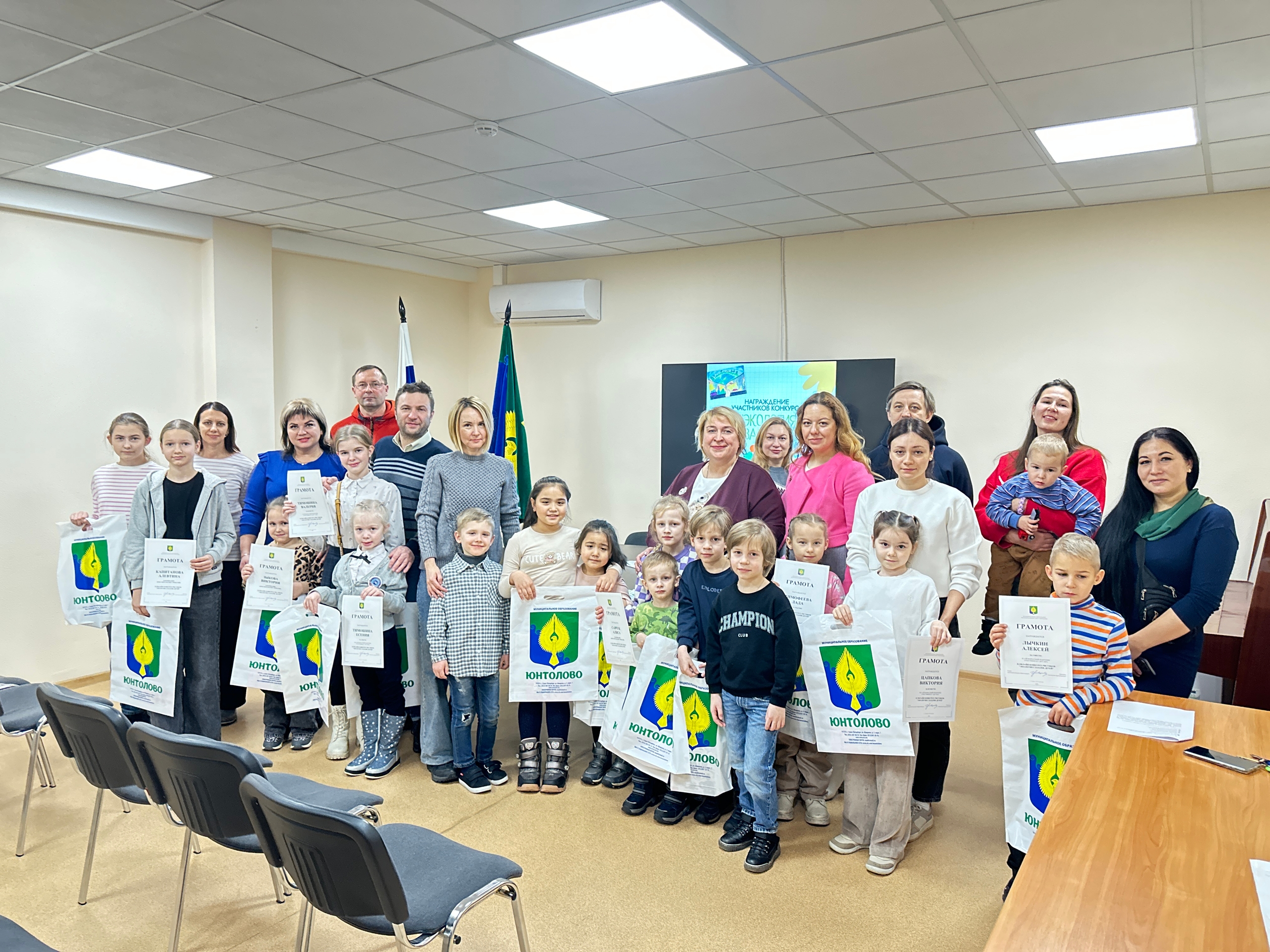 qym-Z1VxHgAffwv_cdFLQkUpLV0EVAWR4Bq-TsYe5v5DZ00BxN5Xf7dVC7FIQOdikid6ZQxJtguSpbpmEF56_Qie